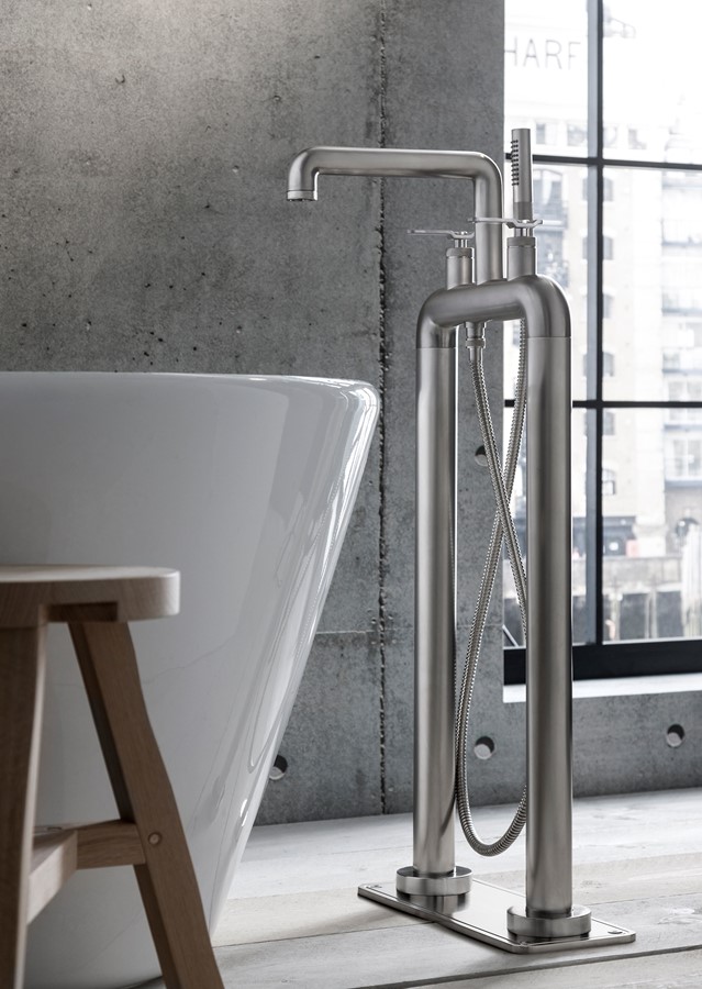 UNION Floor Mount Tub Filler with Lever Handle Luxury bathrooms