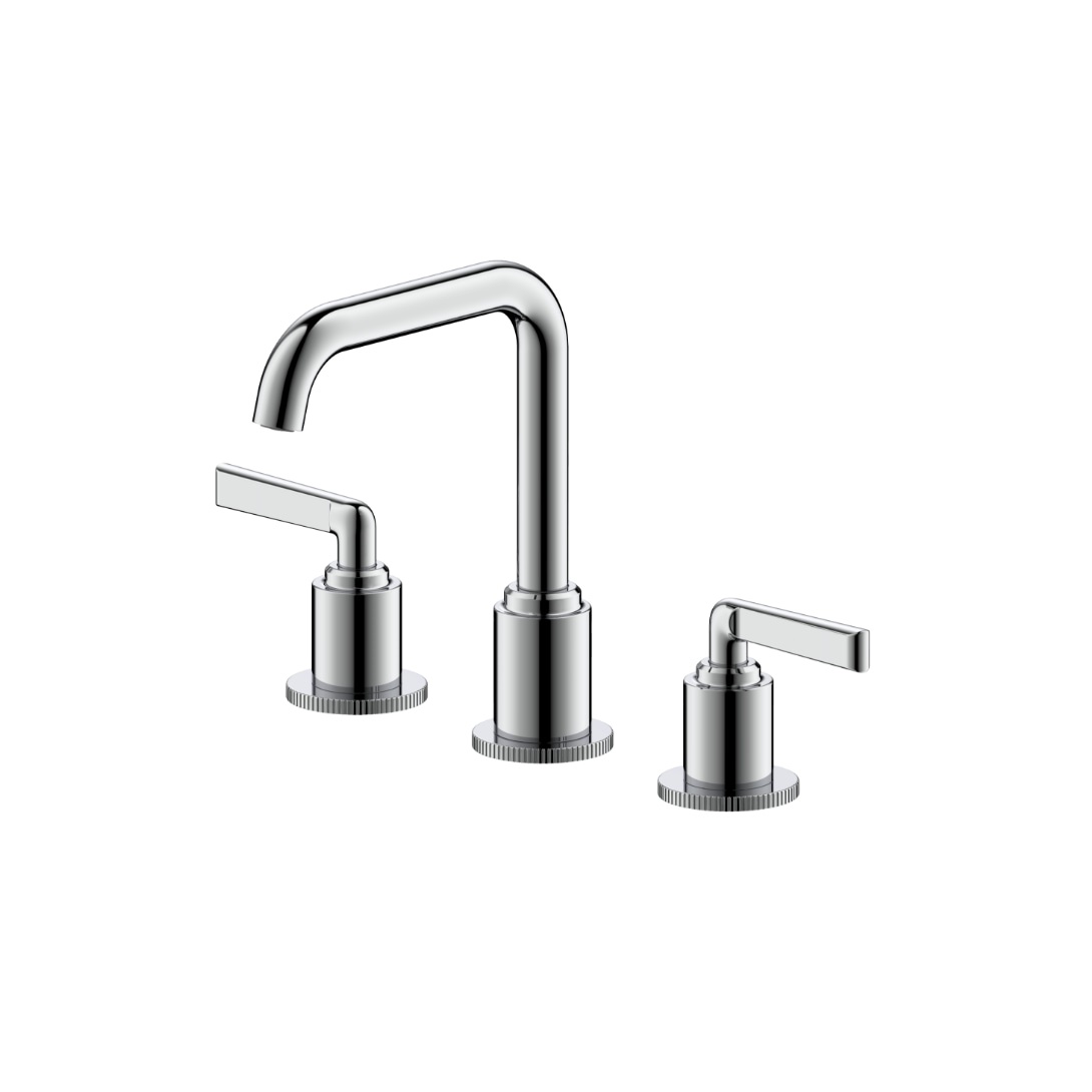 Fenmore Widespread Faucet in Polished Chrome